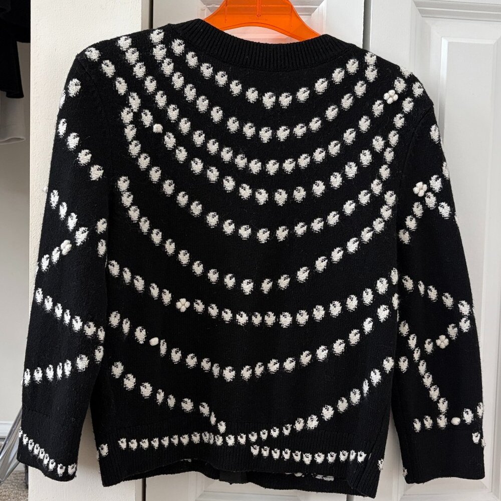 Chanel sweater - Picture 3 of 5
